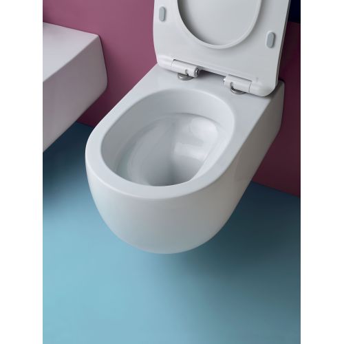 ΛΕΚΑΝΗ WC ΚΡΕΜΑΣΤΗ ΜΕ Soft Close ΚΑΛΥΜΜΑ KERASAN FLO NoRim 54x37 cm RIMLESS