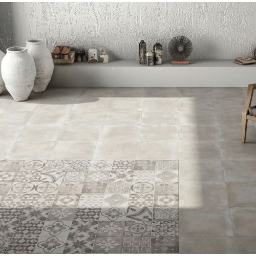 ΠΛΑΚΑΚΙ ΔΑΠΕΔΟΥ KARAG MOLIERE Perla 45x45 cm